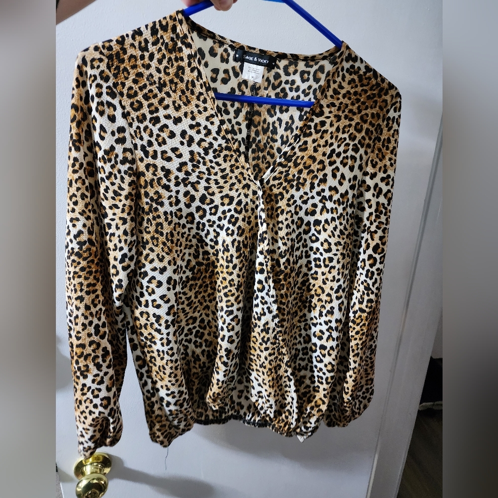 Sage and Vicky Cheetah Long sleeve blouse